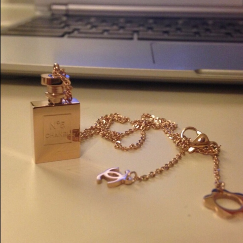 Brand new rose gold plated necklace